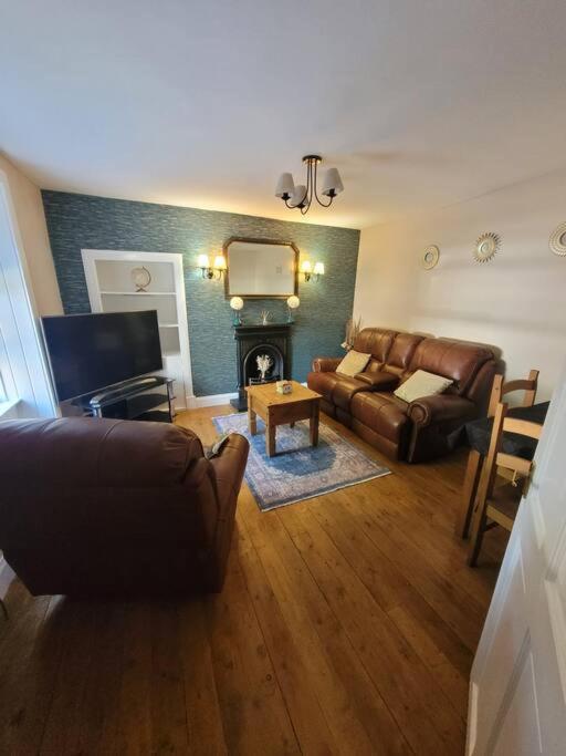 2 Kilkerran Road Apartment Кембелтаун Екстериор снимка